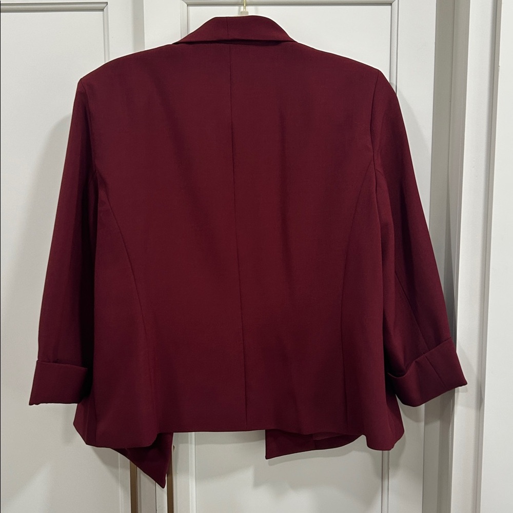 Versatile Piece - image 4